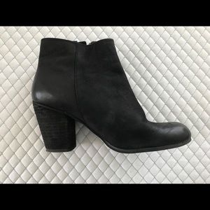 Nordstrom BP black booties
